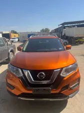 2017 نيسان روج SV