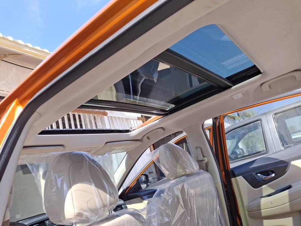2017 نيسان روج SV