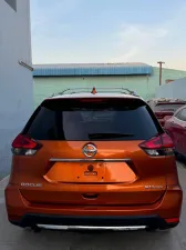 2017 نيسان روج SV