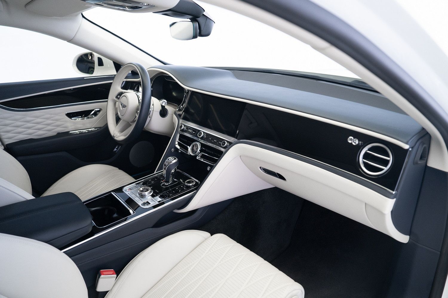 2021 بنتلي فلاينج سبير V8