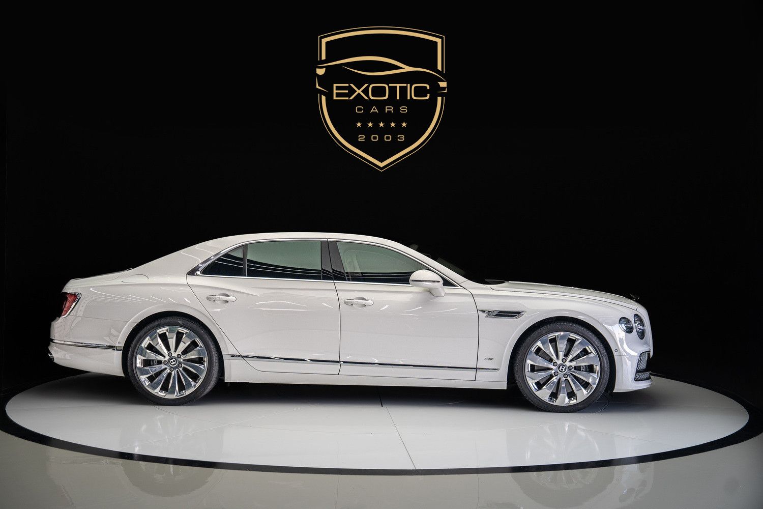 2021 بنتلي فلاينج سبير V8