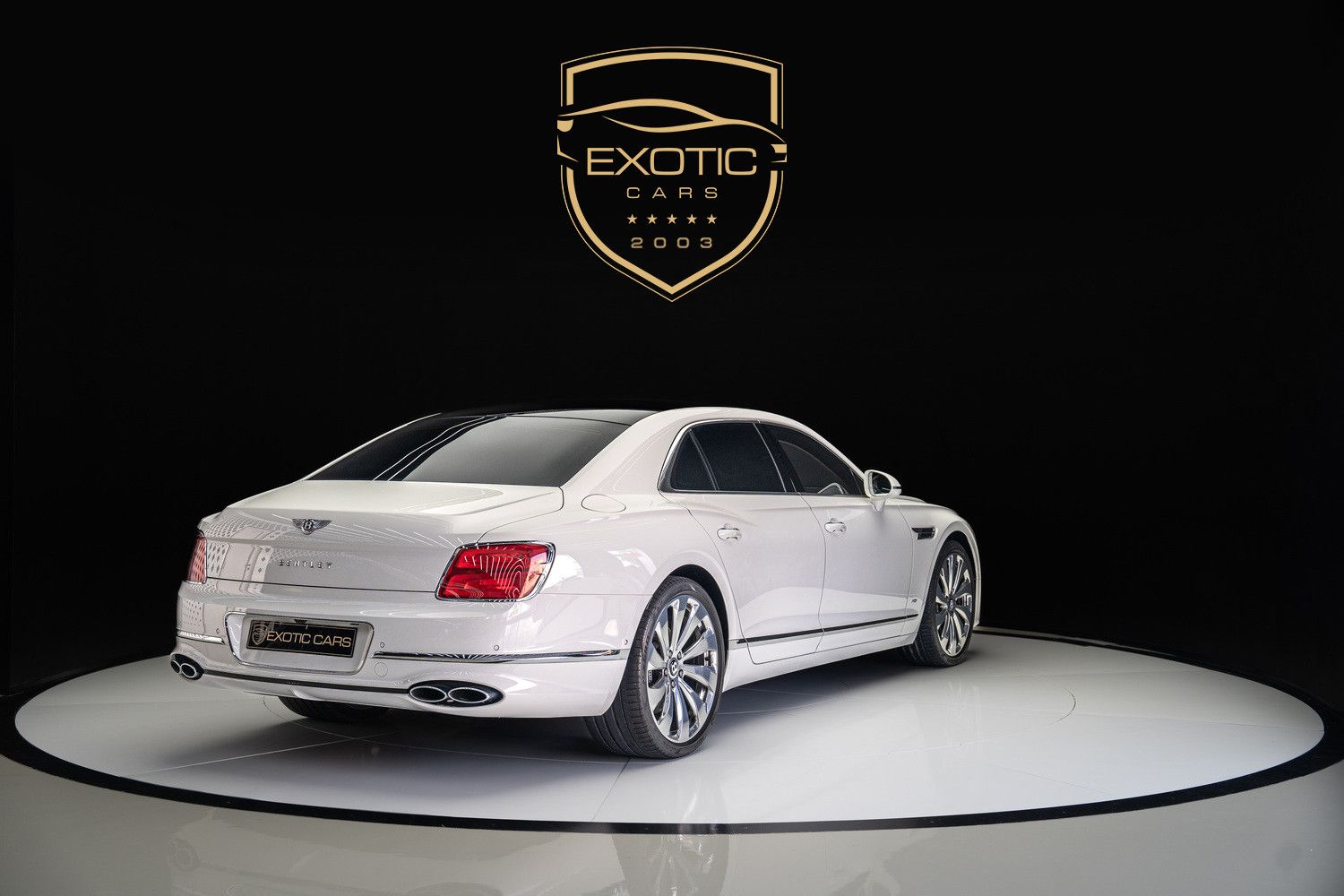 2021 بنتلي فلاينج سبير V8