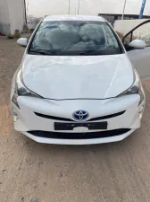 2018 تويوتا بريوس XLE AWD-e