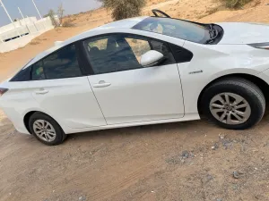 2018 تويوتا بريوس XLE AWD-e
