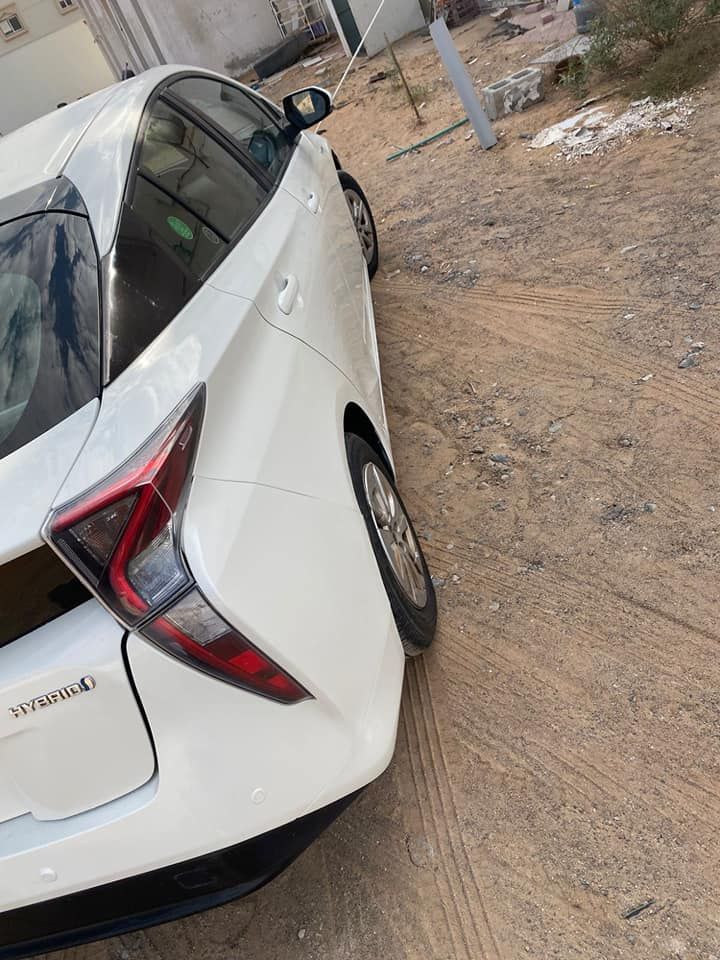 2018 تويوتا بريوس XLE AWD-e