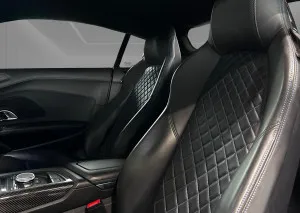 2022 اودي آر ٨ Coupe 5.2 FSI V10