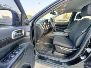 2011 Jeep Grand Cherokee Laredo E