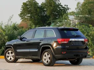 2011 Jeep Grand Cherokee Laredo E