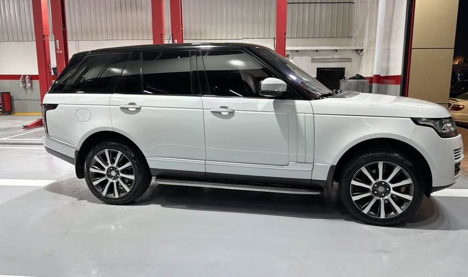 2016 Land Rover Range Rover HSE