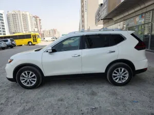 2020 نيسان روج SL