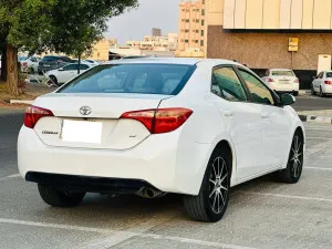 2018 تويوتا كورولا SE Plus