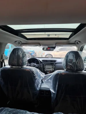 2018 نيسان روج SL