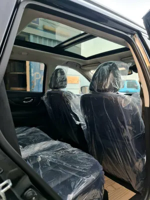 2018 نيسان روج SL