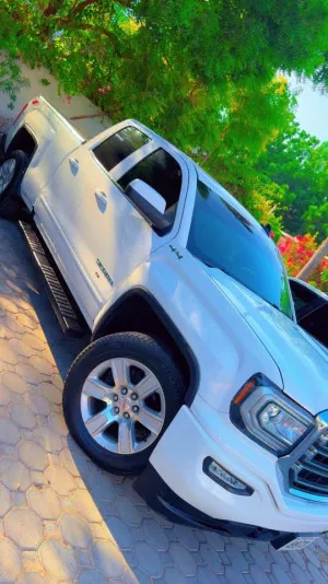 2019 جي أم سي سييرا Denali