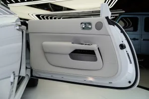 2019 رولز رويس دون standard