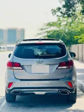 2017 هيونداي سانتا في Premier