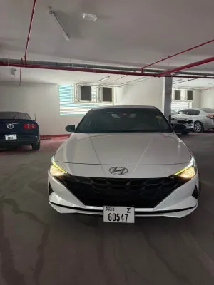 2022 هيونداي النترا SE