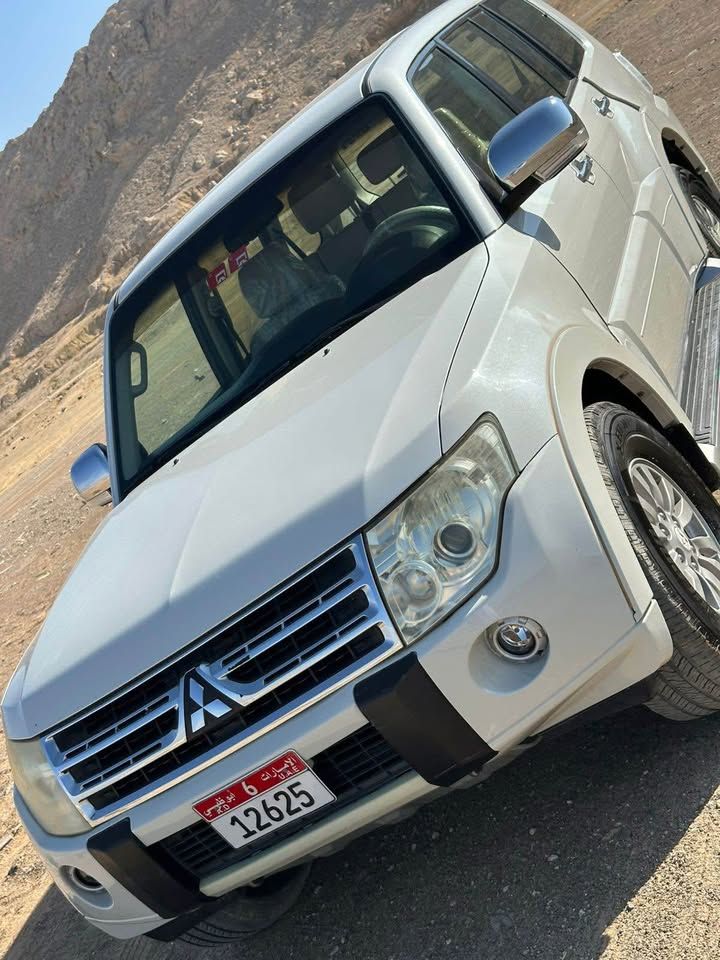 2011 Mitsubishi Pajero GT