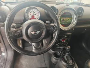 2013 ميني باكمان Cooper S