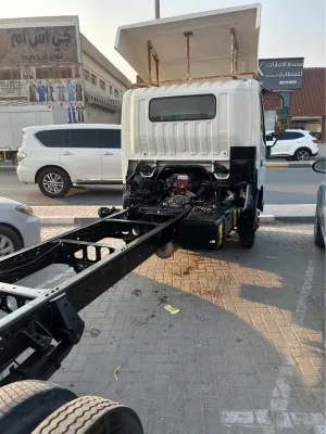 2015 هينو الفئة ٧٠٠