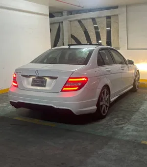 2014 مرسيدس-بنز آلفئة - C C250