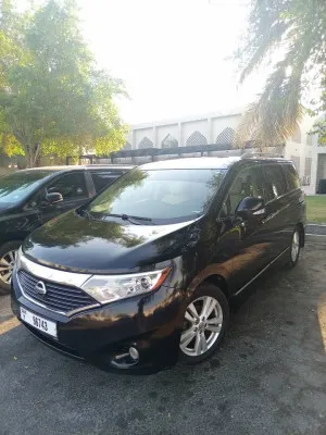 2012 نيسان كويست S