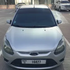 2012 فورد فيجو Titanium