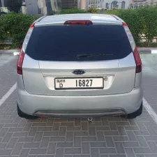 2012 فورد فيجو Titanium