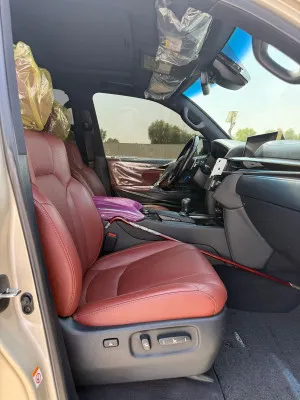 2016 Lexus LX 570
