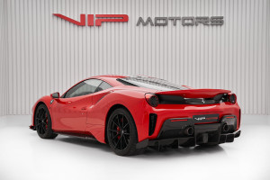 2019 فيراري 488 بيستا