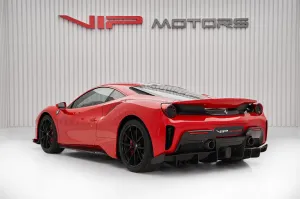 2019 فيراري 488 بيستا