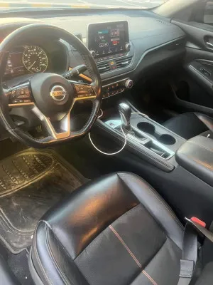 2019 Nissan Altima SR