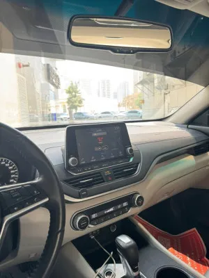 2020 Nissan Altima SV
