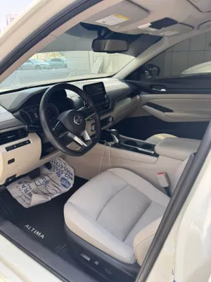 2020 Nissan Altima SV