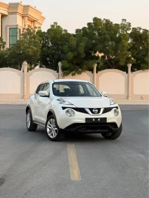 2015 نيسان جوك S