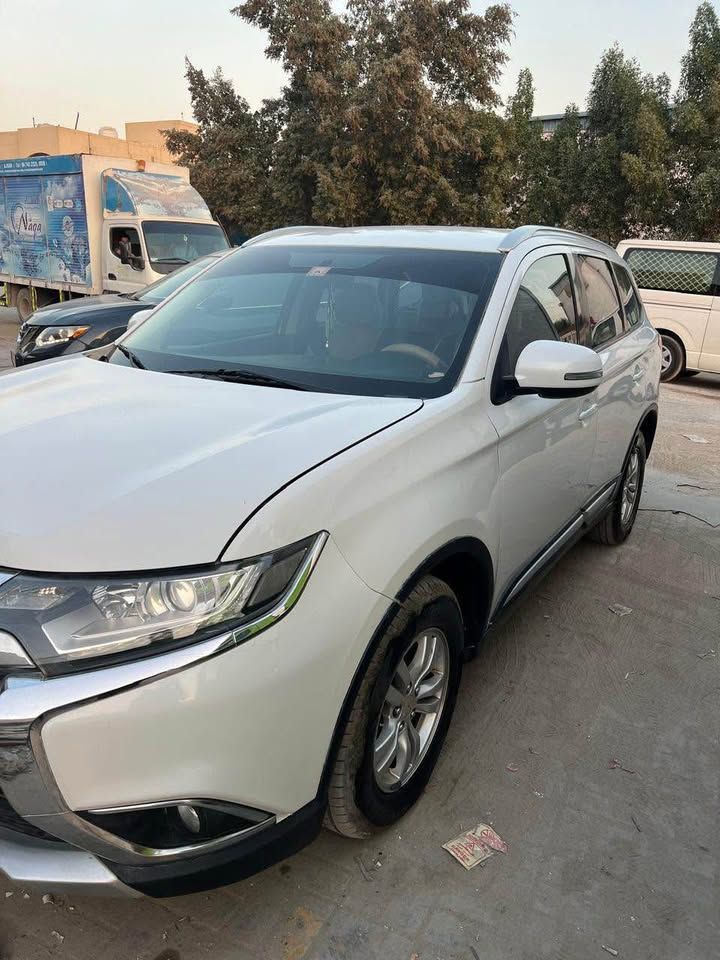 2016 Mitsubishi Outlander SE Special Edition