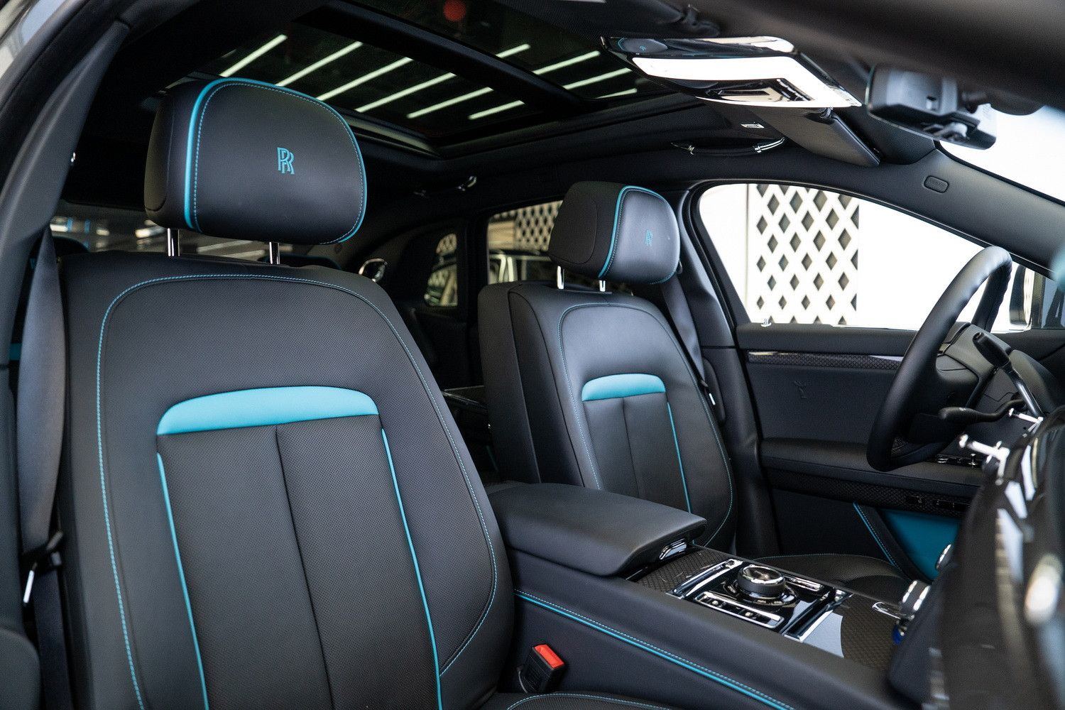 2022 رولز رويس جوست Black Badge