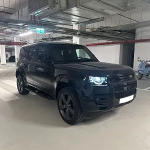 2025 لاند روفر ديفندر 110 X-Dynamic SE