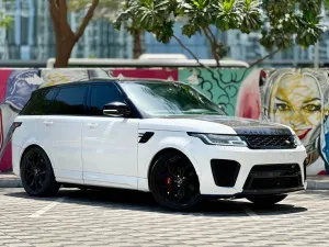 2015 لاند روفر رينج روفر سبورت SVR Carbon Edition
