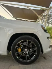2015 جييب جراند شيروكي SRT