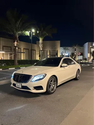 2015 مرسيدس-بنز الفئة - S S400