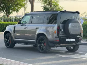 2024 لاند روفر ديفندر 110 HSE