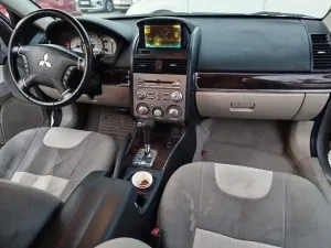 2011 Mitsubishi Galant ES