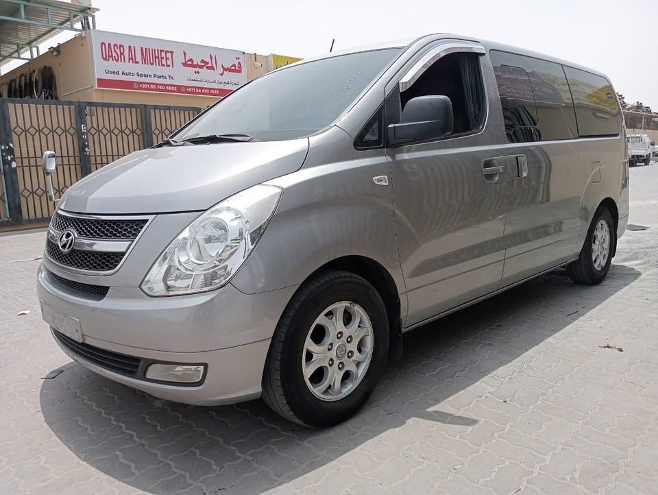 2011 هيونداي ستاريكس Touring