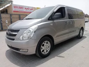 2011 هيونداي ستاريكس Touring
