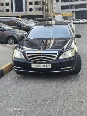 2010 Mercedes-Benz S-Class S550