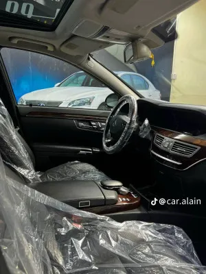 2010 Mercedes-Benz S-Class S550