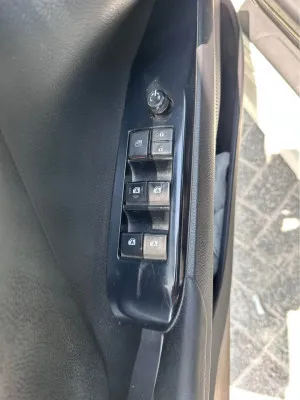 2018 تويوتا كامري Hybrid LE