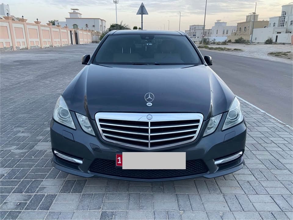 2012 مرسيدس-بنز الفئة - E E300