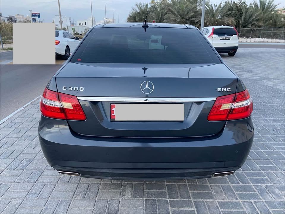 2012 مرسيدس-بنز الفئة - E E300